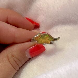 🩵3/$20🩵 Mood Dinosaur Color Changing Sparkly Fun Ring